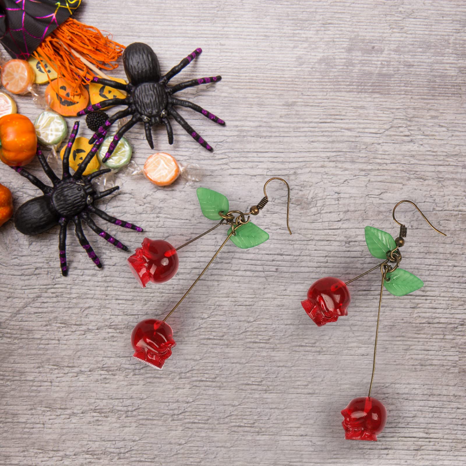 Quirky Vintage Fashion - Pendientes de Calaveras Rojas - Pendientes